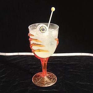 Faux Halloween Wine Glass with Resin Drink‎ / Glow in the Drink w Eyeball